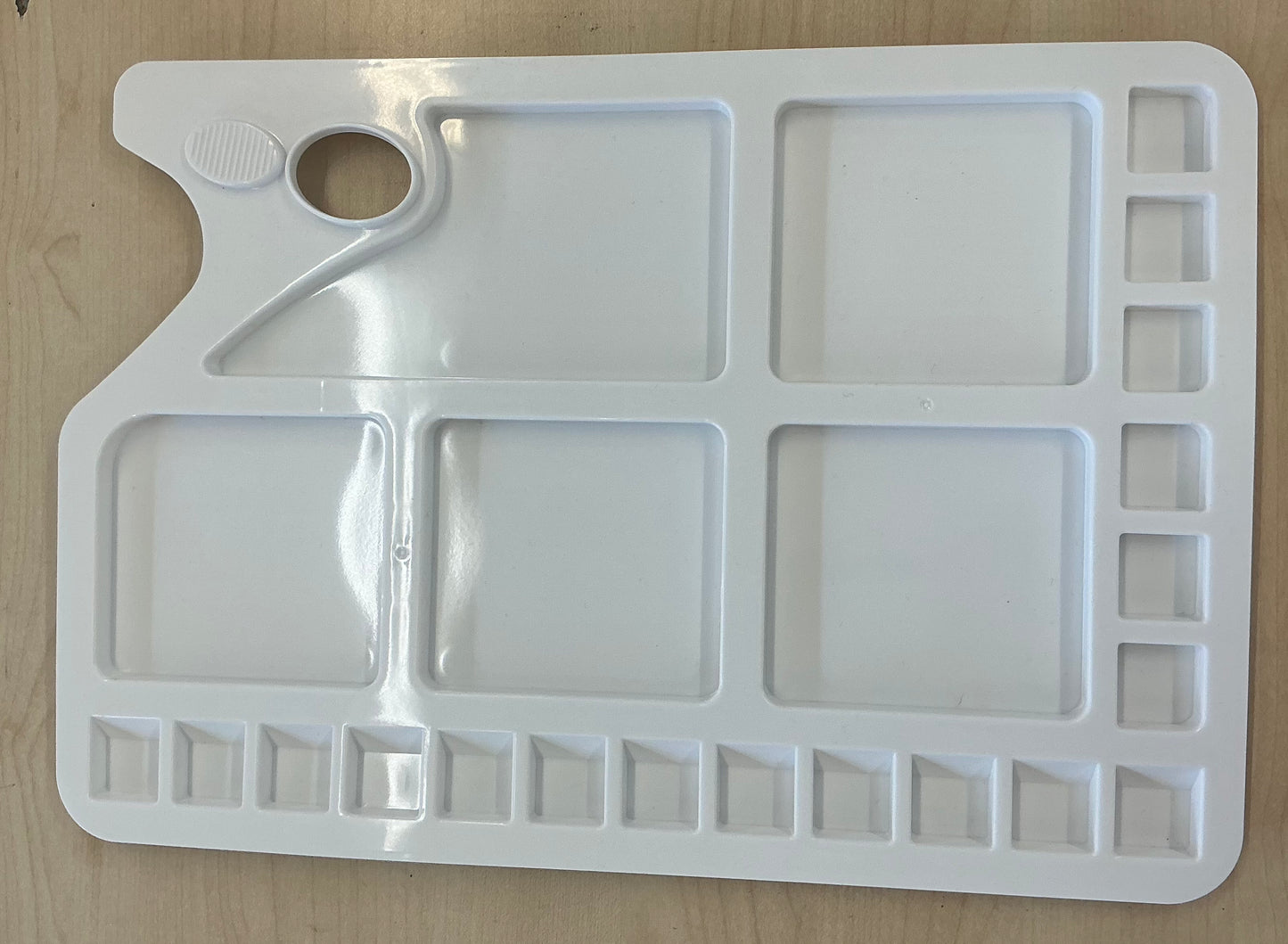 Large Rectangle Plastic Watercolour Palette (18 Wells)
