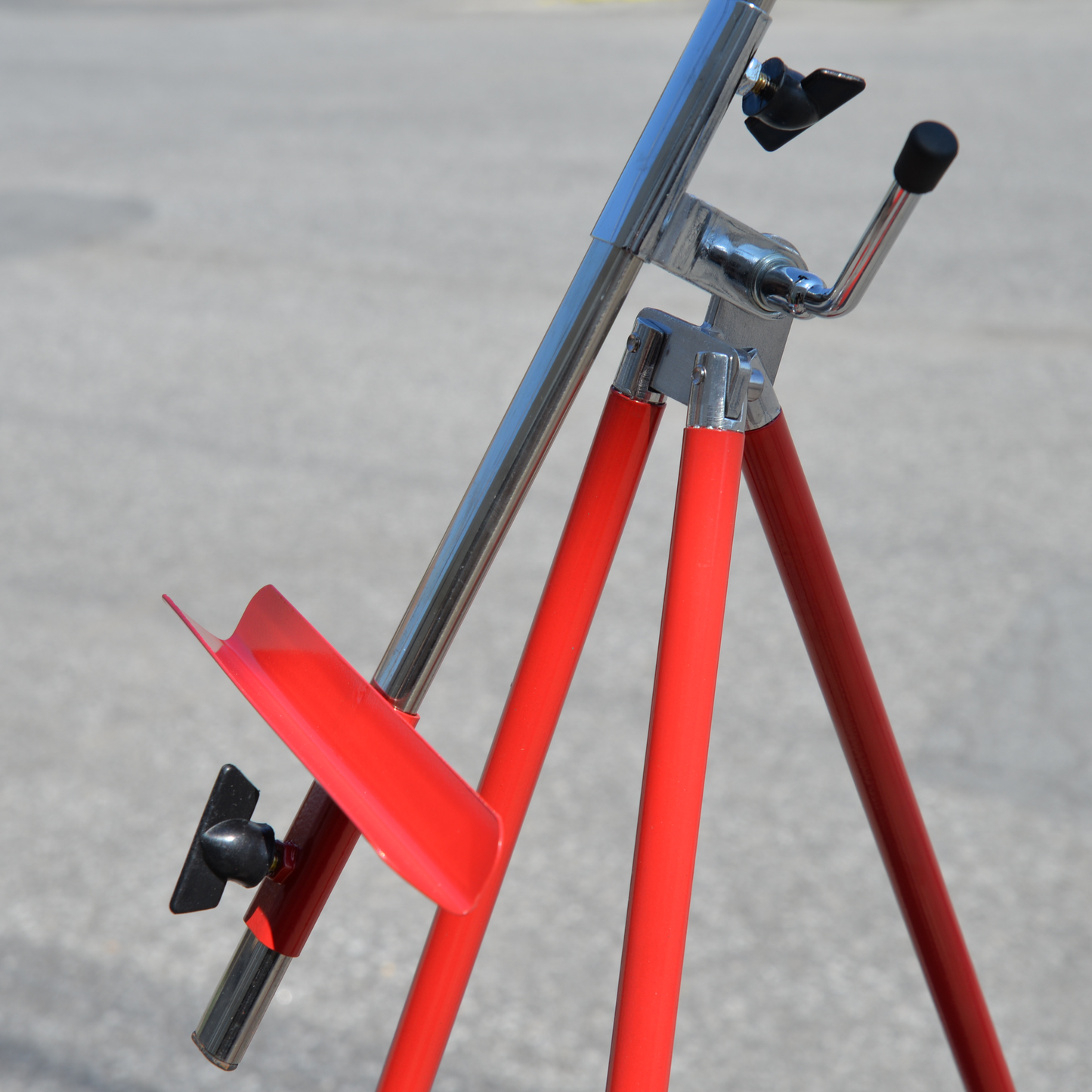 51" Italian Steel Tripod Easel