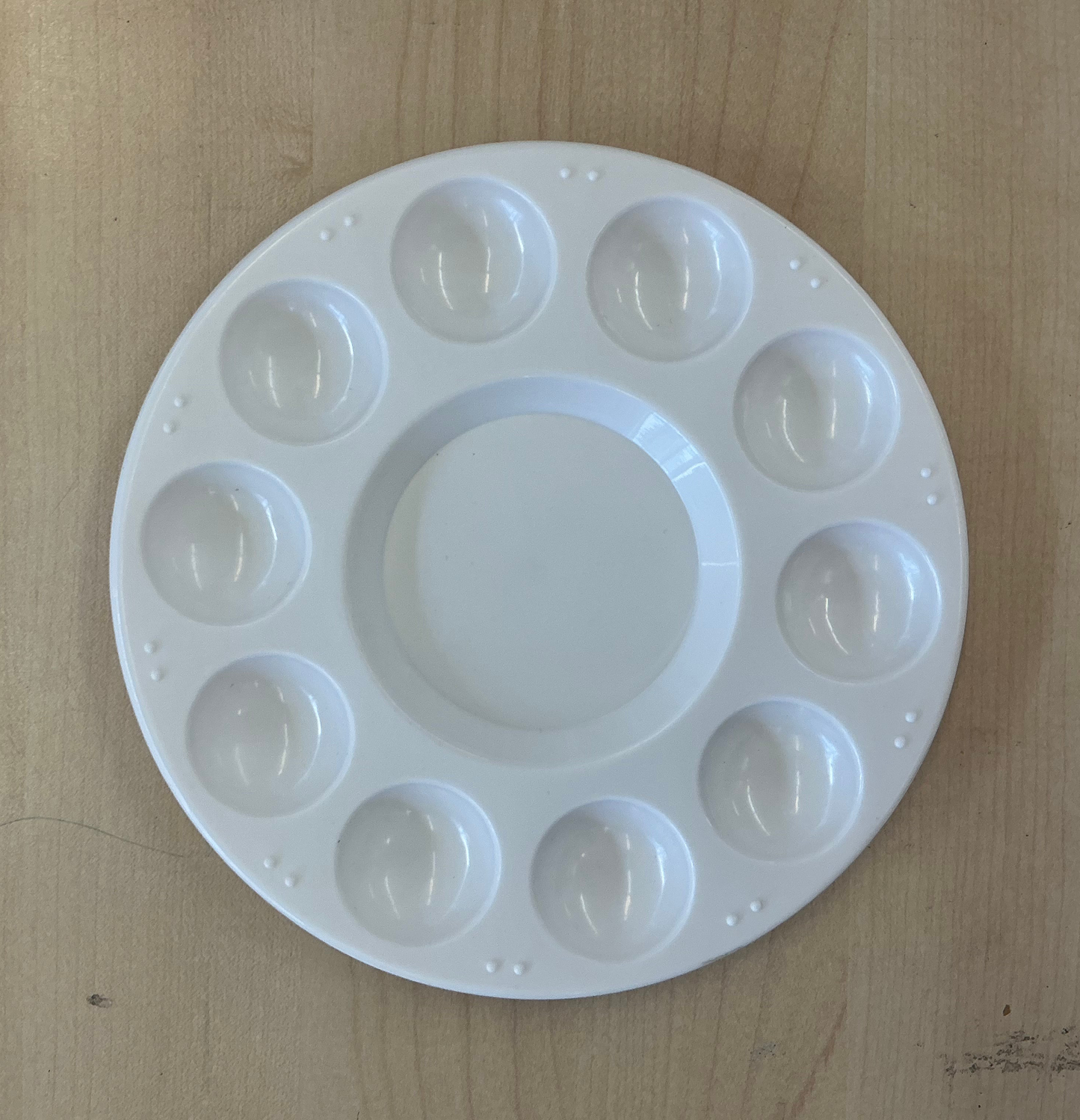 Small Round Plastic Palette (10 Wells)