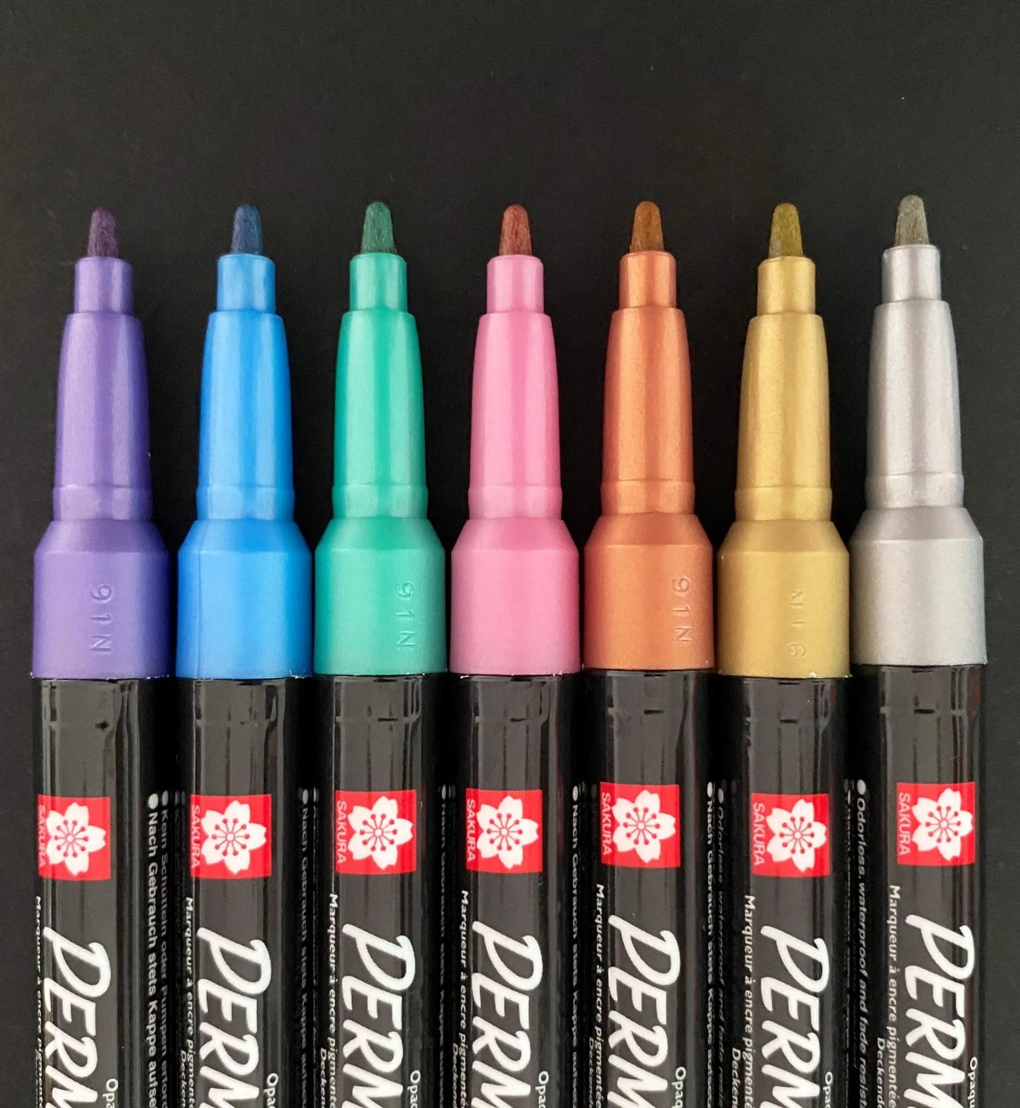 Sakura Permapaque Fine Tip 1.0mm