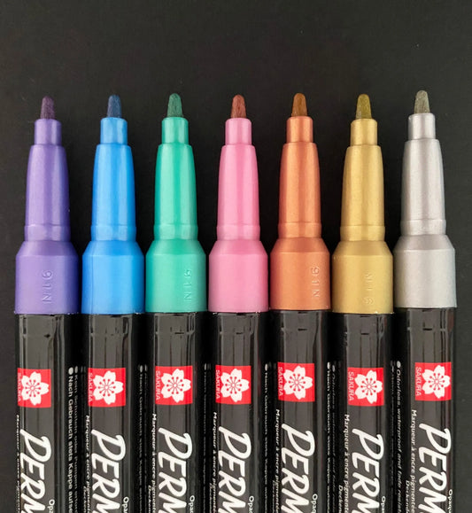 Sakura Permapaque Fine Tip 1.0mm